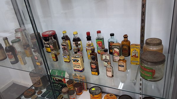 Lot 1137 - VINTAGE BOTTLES AND JARS