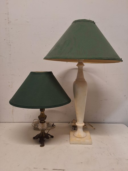 Lot 97 - TABLE LAMPS
