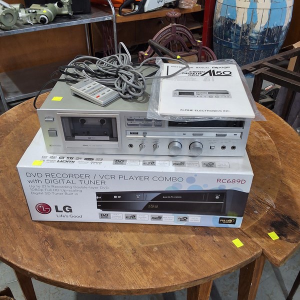 Lot 306 - AUDIO