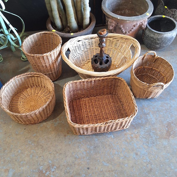 Lot 408 - CANEWARE