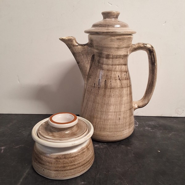 Lot 1418 - PHYL DUNN POTTERY