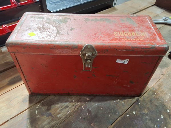 Lot 274 - TOOL BOX AND TOOLS