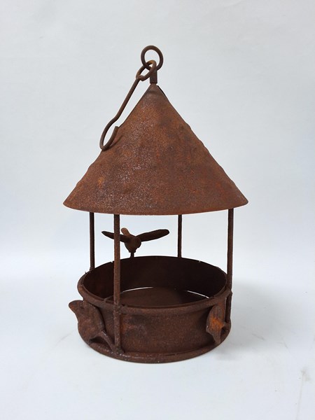 Lot 241 - BIRD FEEDER