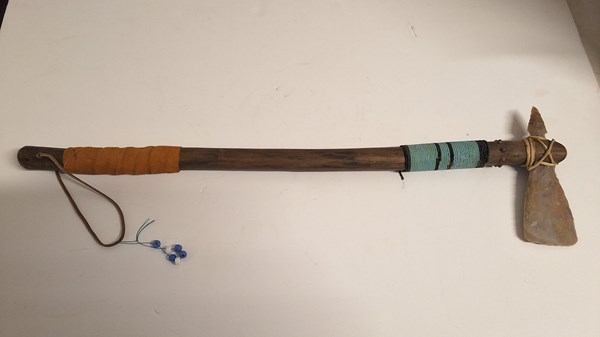 Lot 1316 - TOMAHAWK