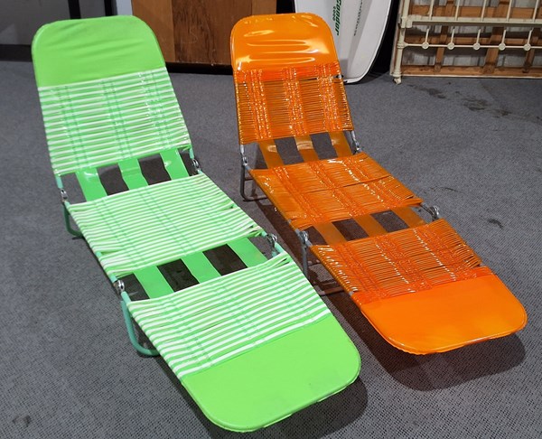 Lot 316 - BANANA LOUNGES