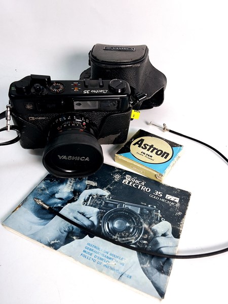 Lot 1358 - CAMERA