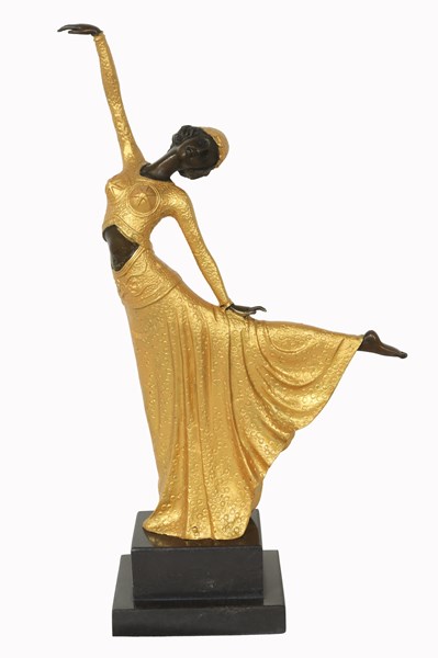 Lot 175 - BRONZE FIGURE
