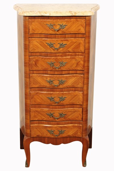 Lot 154 - PETITE SEMANIER