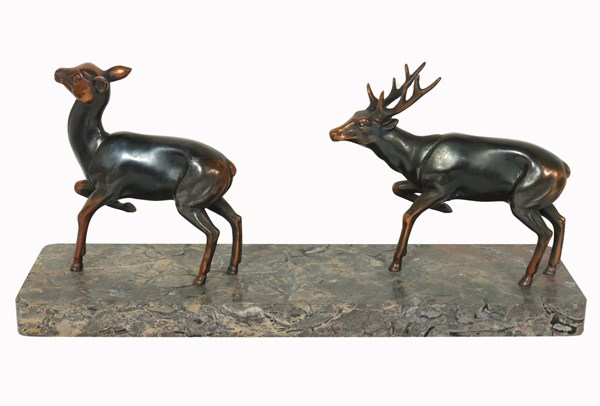 Lot 68 - MANTEL ORNAMENT