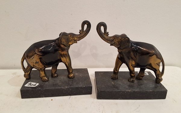 Lot 1337 - ELEPHANT BOOKENDS