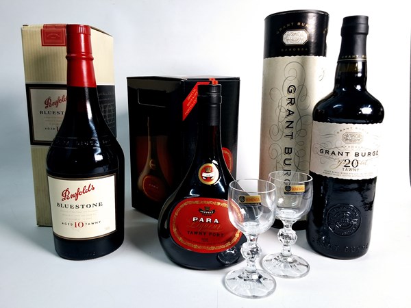 Lot 113 - TAWNY PORT