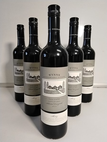 Lot 29 - WYNNS COONAWARRA ESTATE SHIRAZ