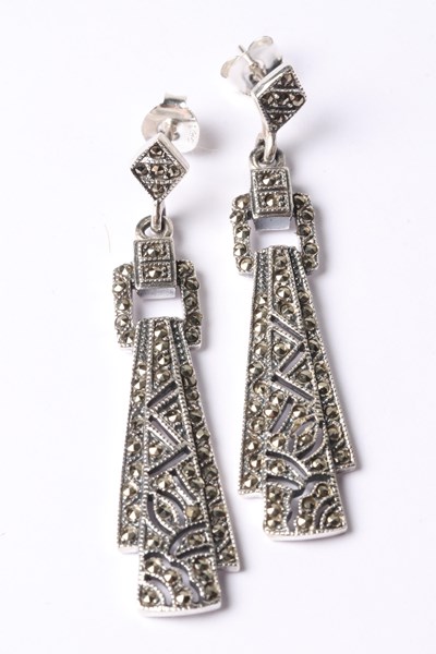 Lot 1004 - EARRINGS
