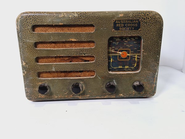 Lot 1232 - RADIO