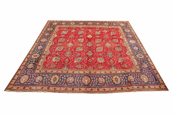 Lot 157 - TABRIZ SQUARE RUG