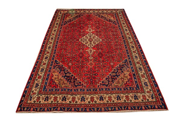 Lot 115 - HAMADAN RUG