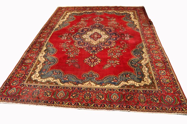 Lot 146 - TABRIZ RUG