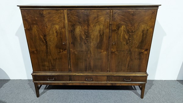 Lot 375 - DANISH HIGH BOARD