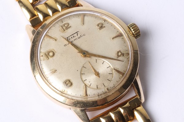 Lot 1051 - WRIST WATCH