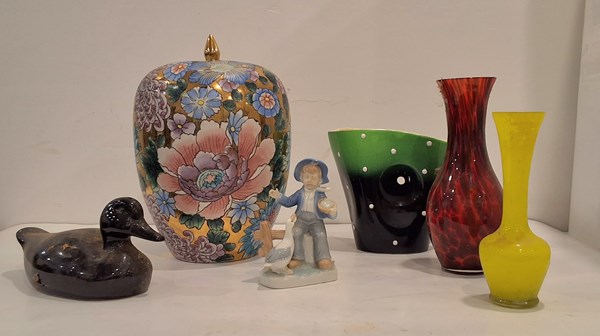 Lot 1416 - VASES & ORNAMENTS