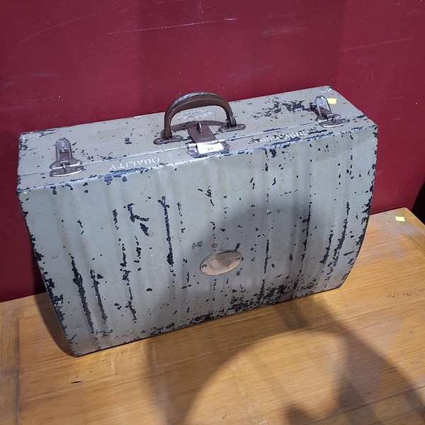 Lot 47 - SUITCASE