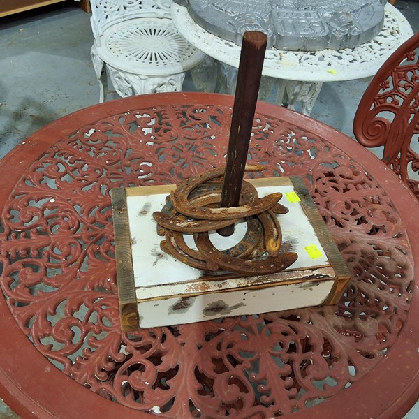 Lot 291 - HORSE SHOE PITCH