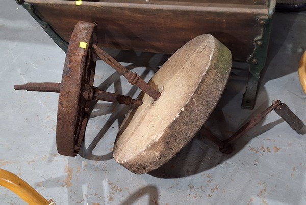 Lot 193 - GRINDING WHEEL
