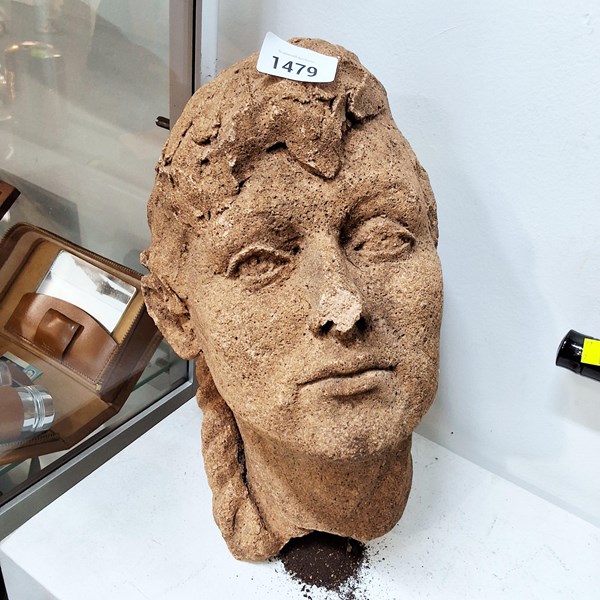 Lot 1519 - PATRICIA BROOKS