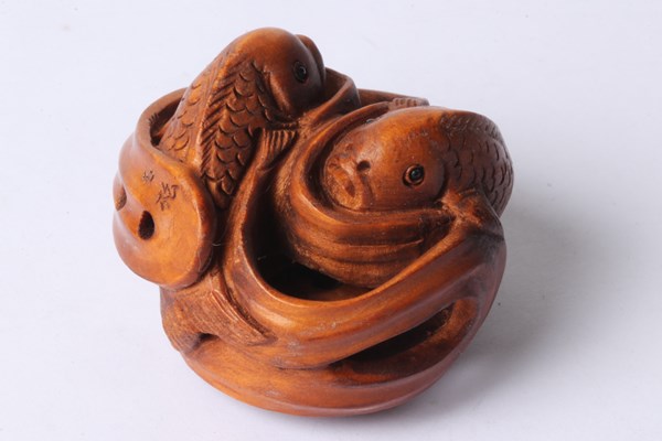 Lot 1046 - NETSUKE