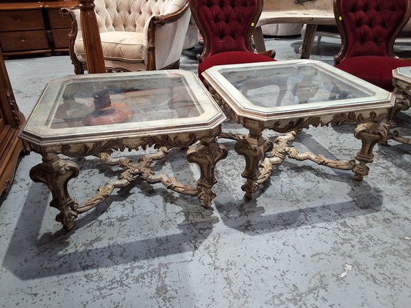 Lot 89 - SIDETABLES