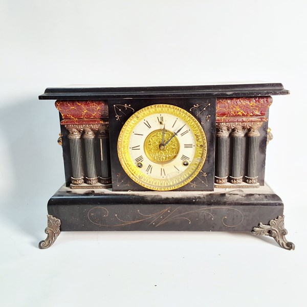 Lot 1343 - MANTEL CLOCK