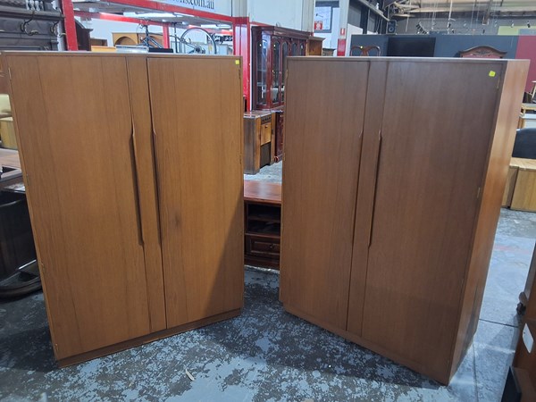 Lot 387 - WARDROBES