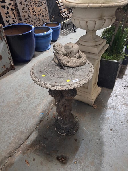 Lot 455 - SUNDIAL AND CHERUB