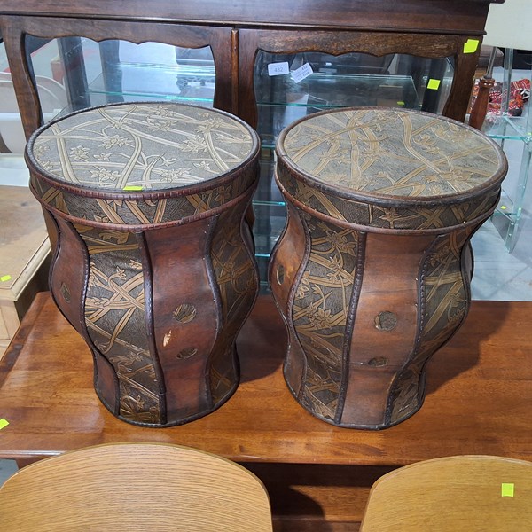 Lot 288 - PAIR OF STOOLS