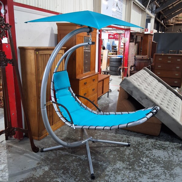 Lot 295 - DREAM CHAIR