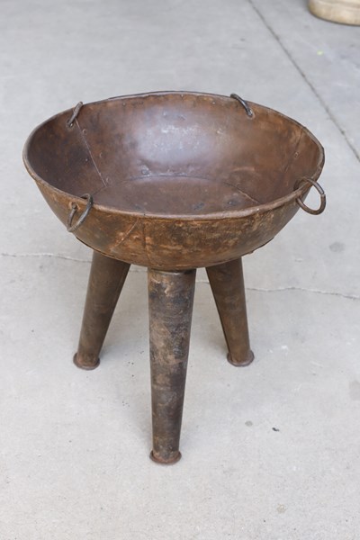 Lot 51 - PLANTER