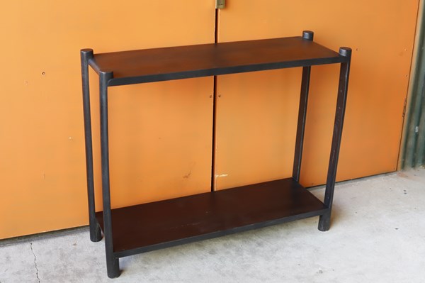 Lot 45 - CONSOLE