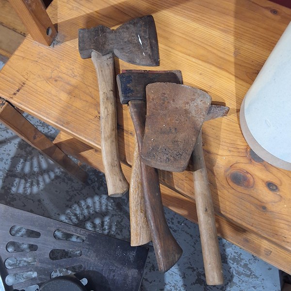 Lot 71 - HATCHETS