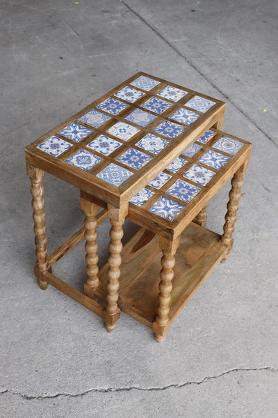 Lot 23 - NEST OF TABLES