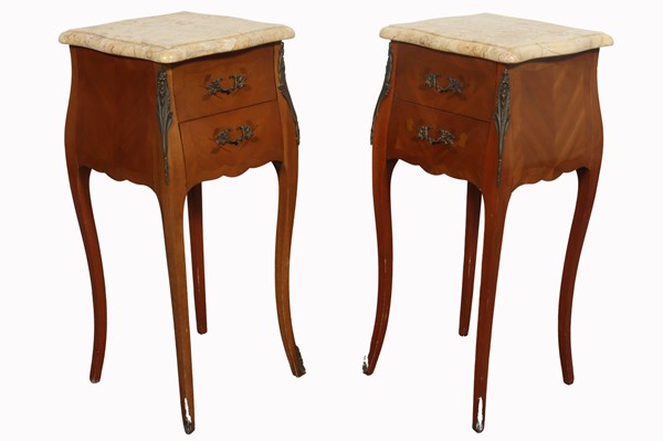 Lot 130 - PAIR OF BEDSIDE DRAWERS