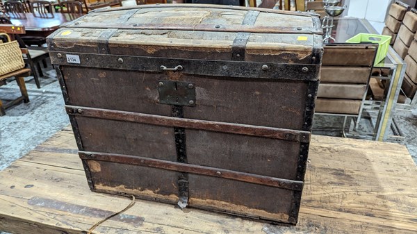 Lot 91 - TRAVEL TRUNK
