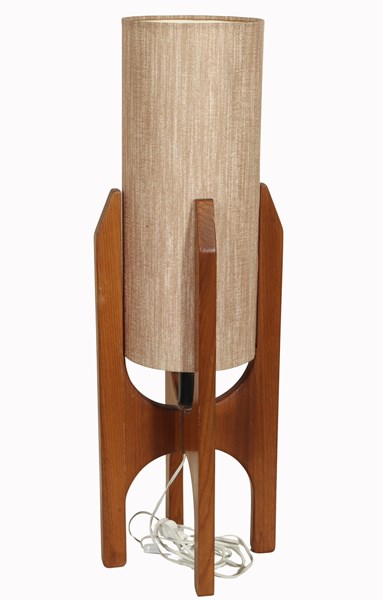 Lot 89 - ROCKET LAMP
