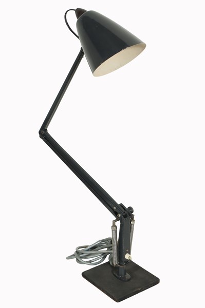 Lot 16 - PLANET DESK LAMP