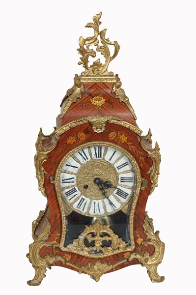 Lot 130 - MANTEL CLOCK