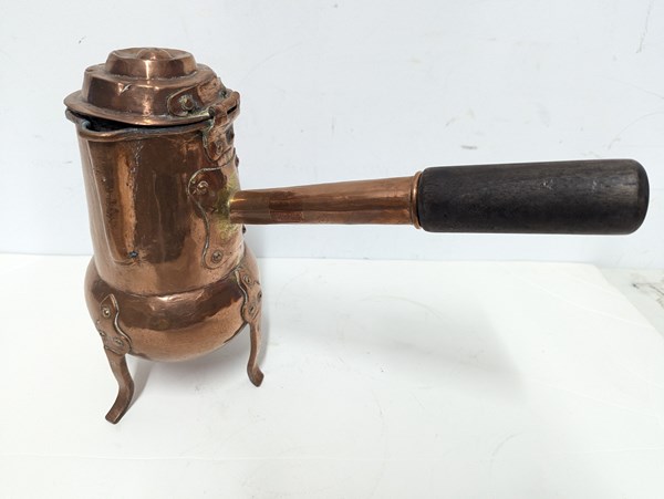 Lot 445 - CHOCOLATE POT