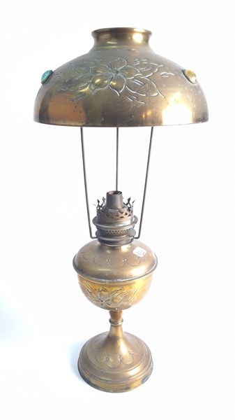 Lot 1518 - BRASS KEROSENE LAMP
