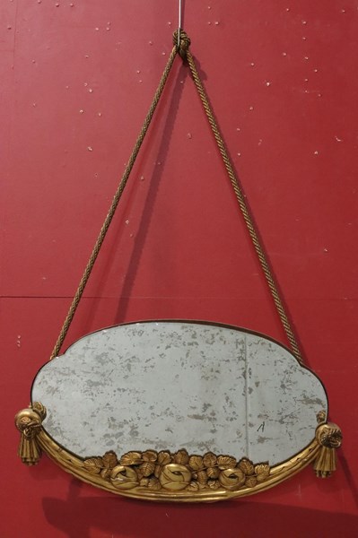 Lot 60 - WALL MIRROR