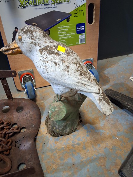 Lot 439 - GARDEN ORNAMENT