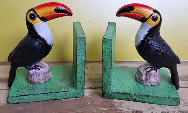 Lot 1376 - BOOKENDS