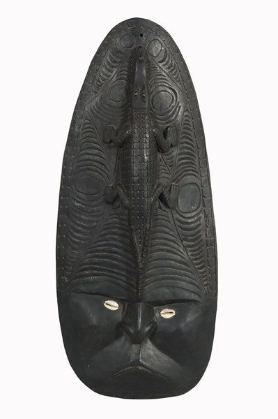 Lot 1131 - TRIBAL MASK